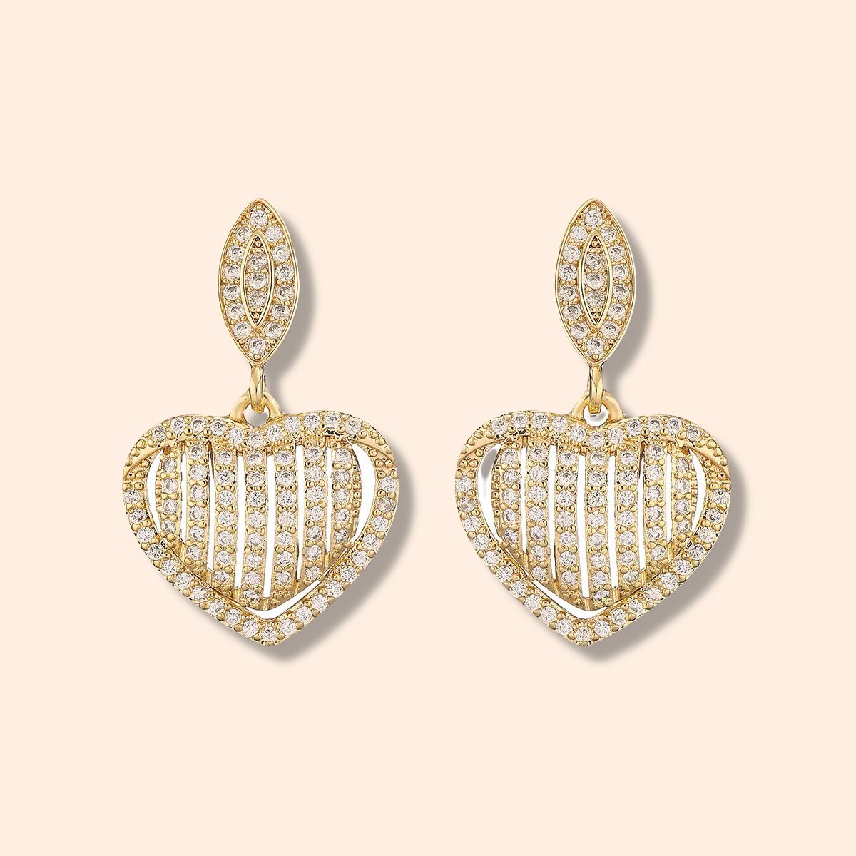 Glamorous earrings